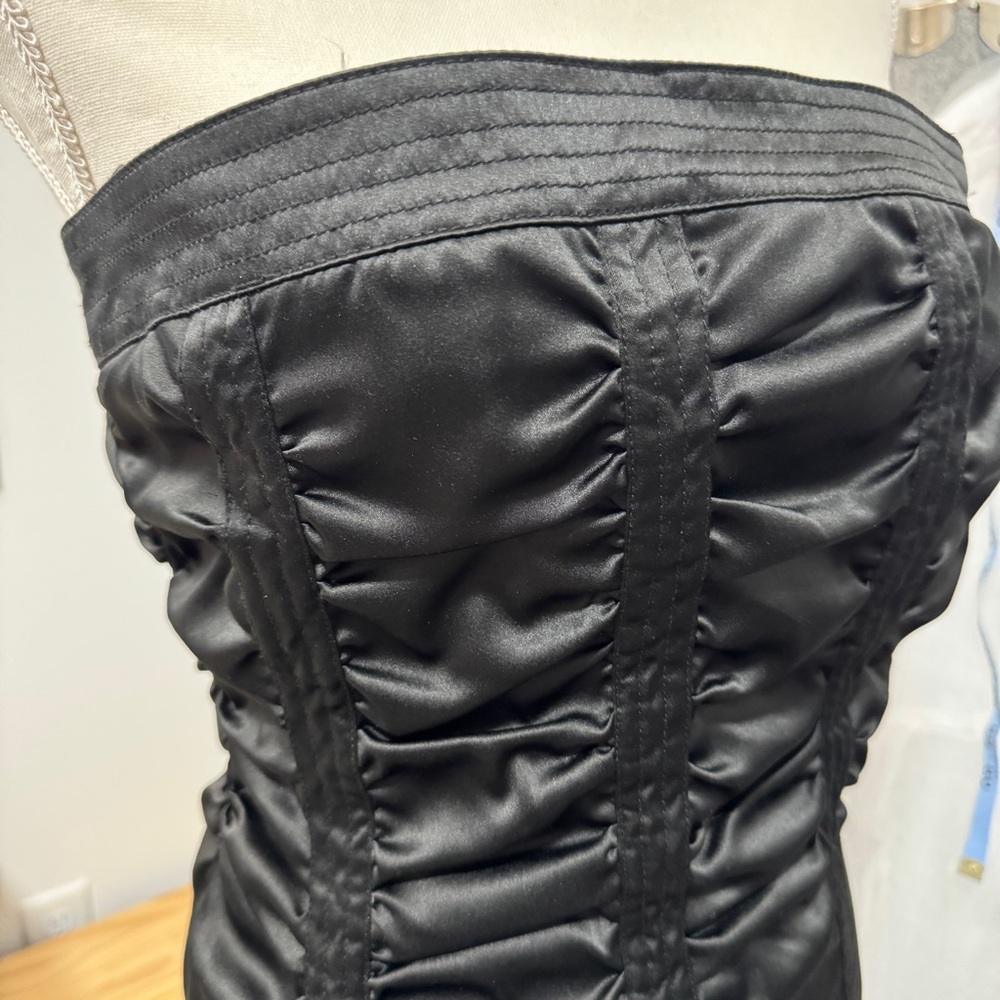 Elegant Black Strapless Dress